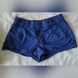 Size S Gap shorts